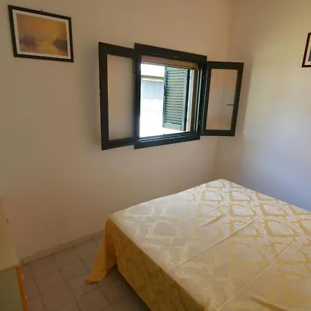 Pet-friendly Bungalow With Air Conditioning Near The Adriatic Sea