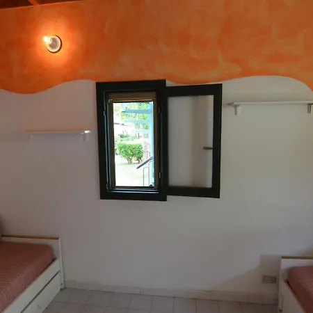 Casa de Férias Pet-friendly Bungalow With Air Conditioning Near The Adriatic Sea Casal Borsetti