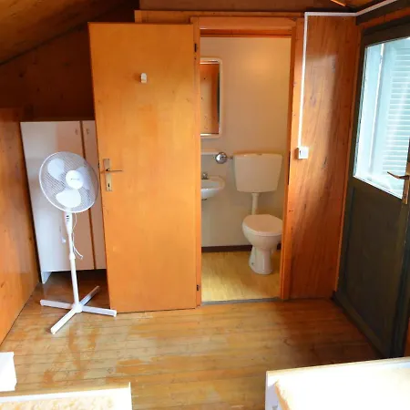 Casa de Férias Pet-friendly Bungalow With Air Conditioning Near The Adriatic Sea *