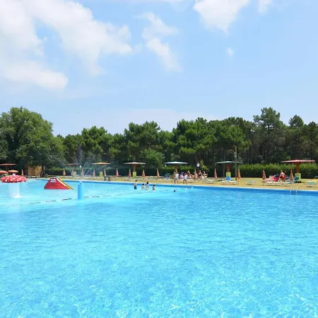 Pet-friendly Bungalow With Air Conditioning Near The Adriatic Sea * Casal Borsetti